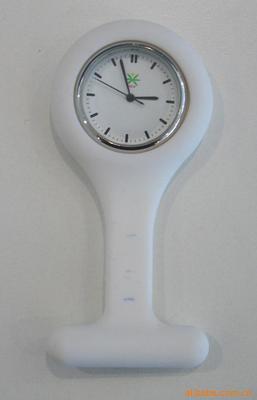 外貿特供硅膠產品 時尚石英硅膠手表的多色定制與品牌推廣